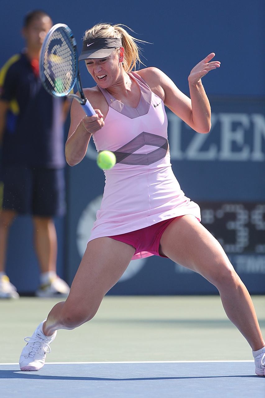 AYX-莎拉波娃在巴塞罗那比赛中惊险取胜，精彩发挥引发热议！的简单介绍