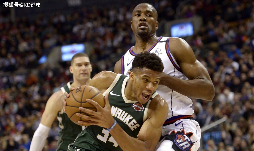 AYX-凯恩连续二十场比赛得分超过败北，雄鹿挑战极限！的简单介绍